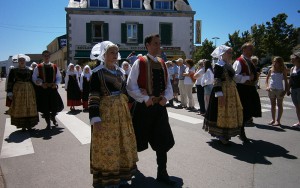 parade en costume breton